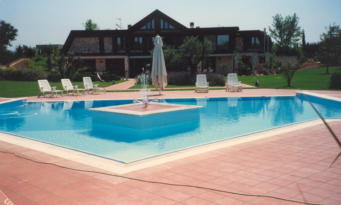 Piscina ristrutturata